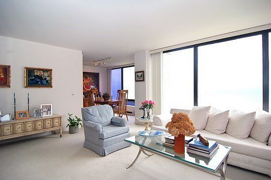 Large corner unit perfect for living and entertaining.