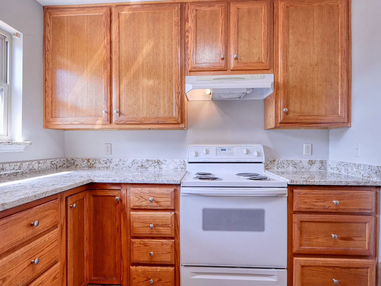 3 bed, 1405 sqft, $1,655 — Photo 4