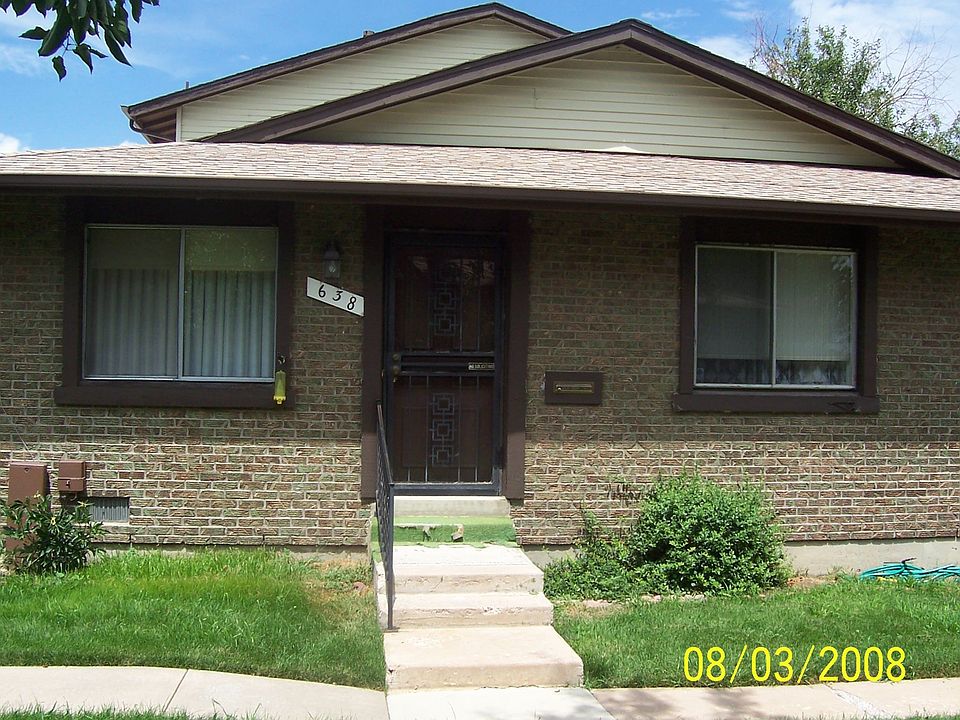 Villa West