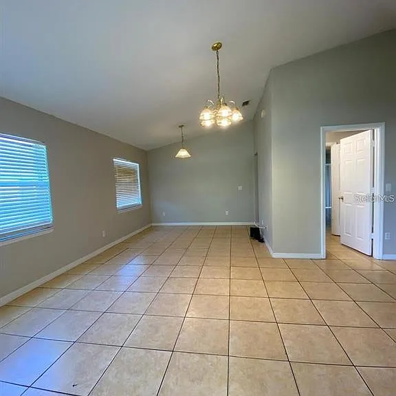 502 Blackbird Ln #A — Photo 2