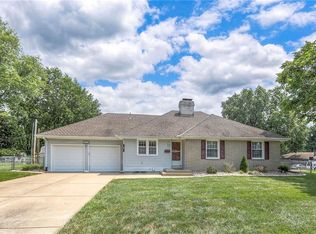 5005 S Woodside Ave, Independence, MO 64055