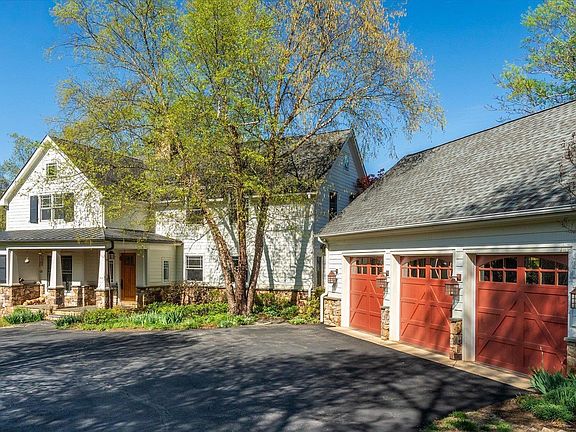 2nd image of 3135 Rocks Farm Ct
