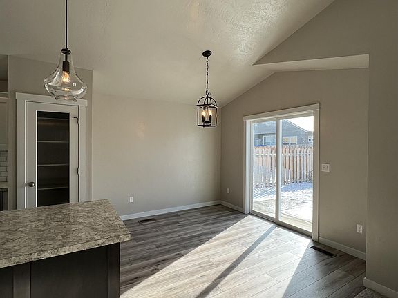 4th image of 10063 W Lillywood Dr