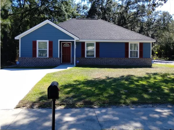 609 W 57th St, Savannah, GA 31405