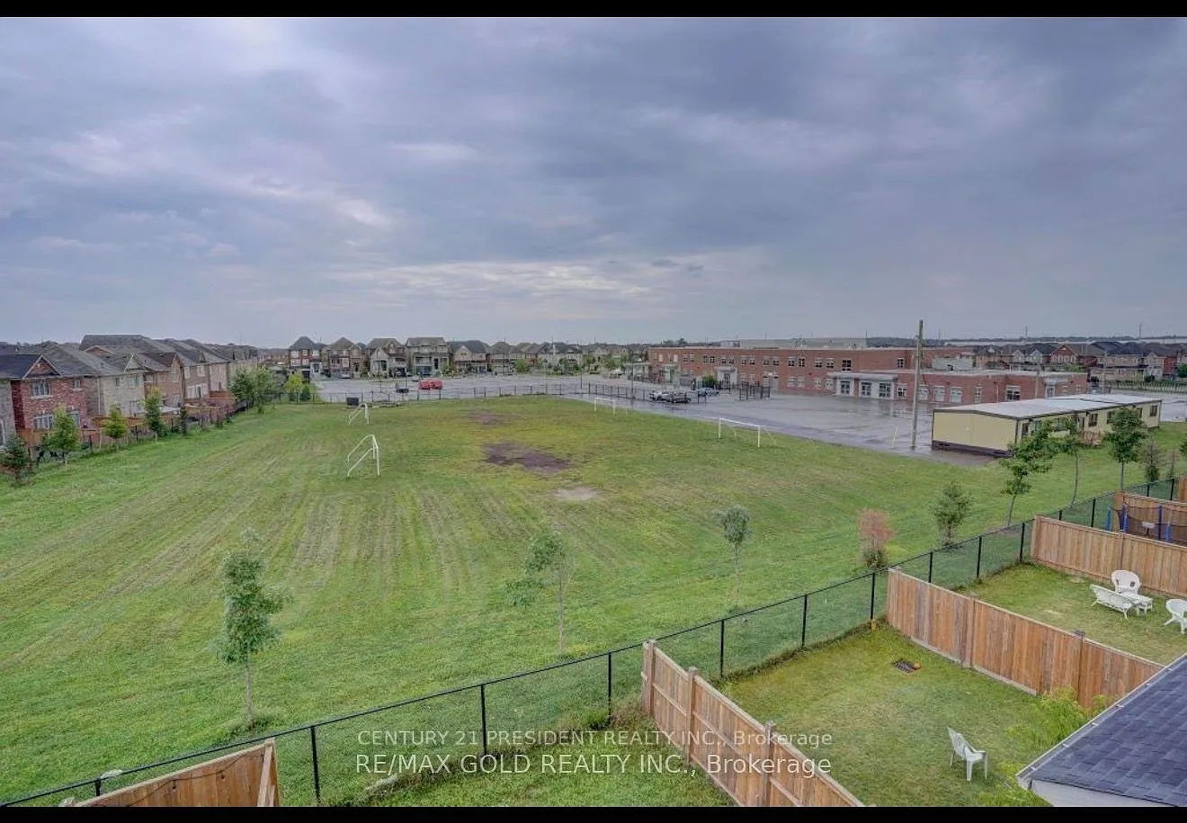 4 bed, $3,400 — Photo 2