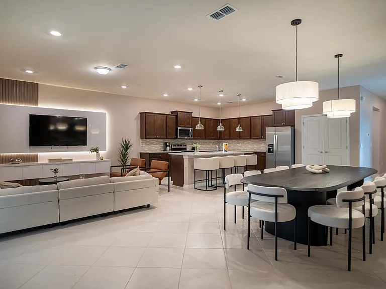 Saint Kitts Cir — Photo 1