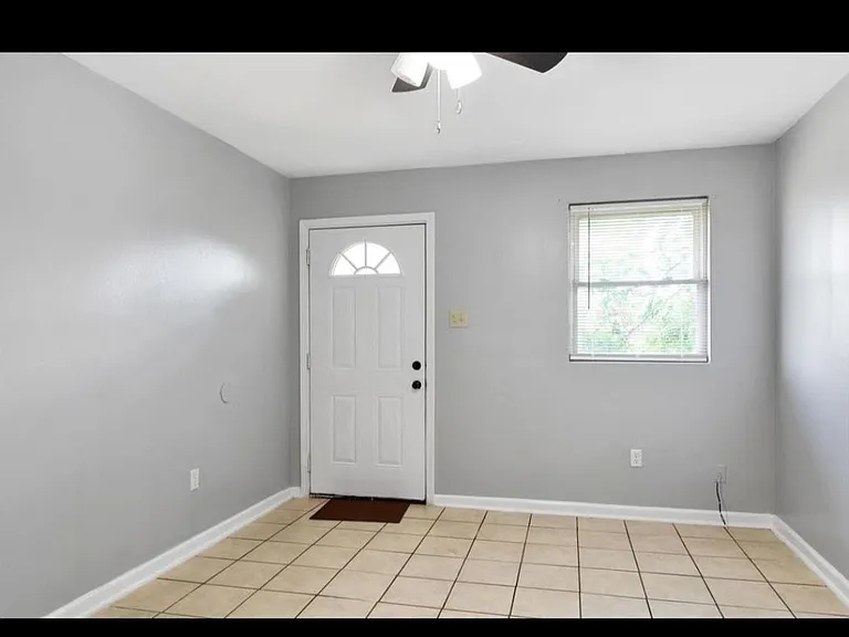 314 E Liberaux St — Photo 5