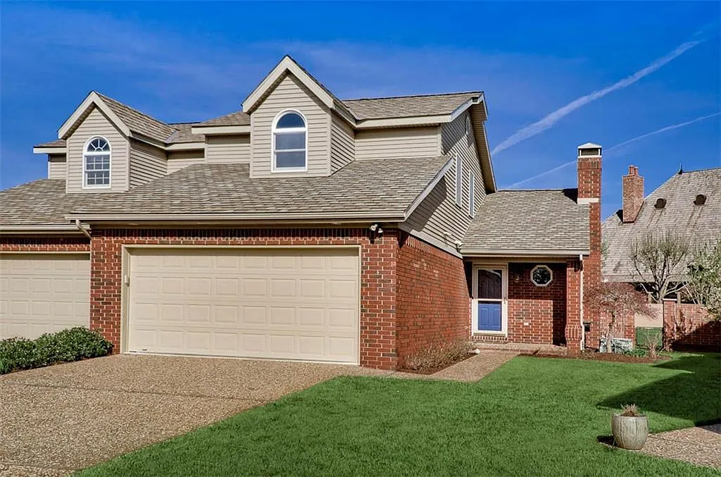 3 bed, 2.5 bath, 1756 sqft, $3,800 — Photo 1