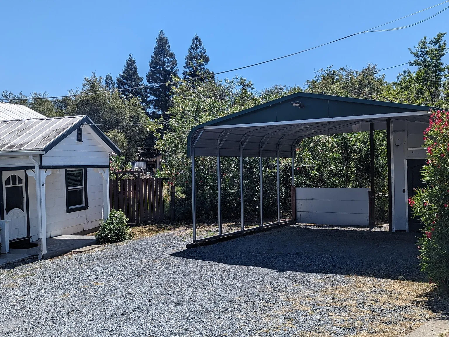 2 bed, 1150 sqft, $2,195 — Photo 3