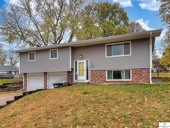 2nd image of 3256 S 128th Cir