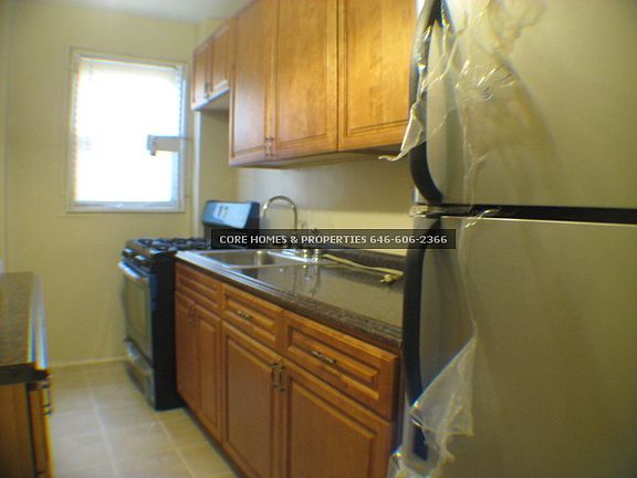 4th image of 9820 62nd Dr APT Le