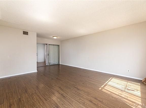 5th image of 410 N Alhambra Ave APT A