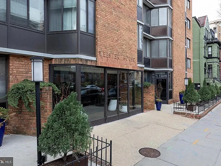 1718 P St NW #611 — Photo 2