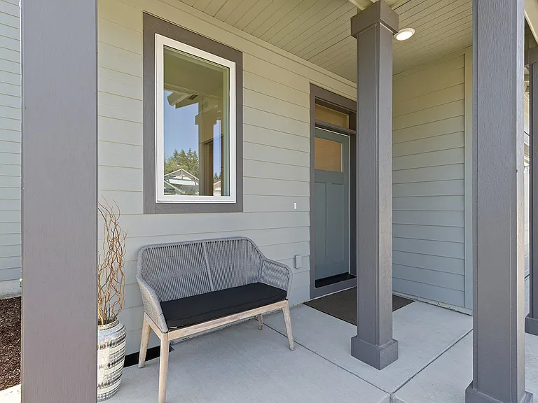 5007 NE 71st St — Photo 5