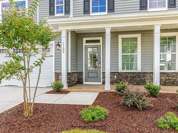 The Apex Traditional