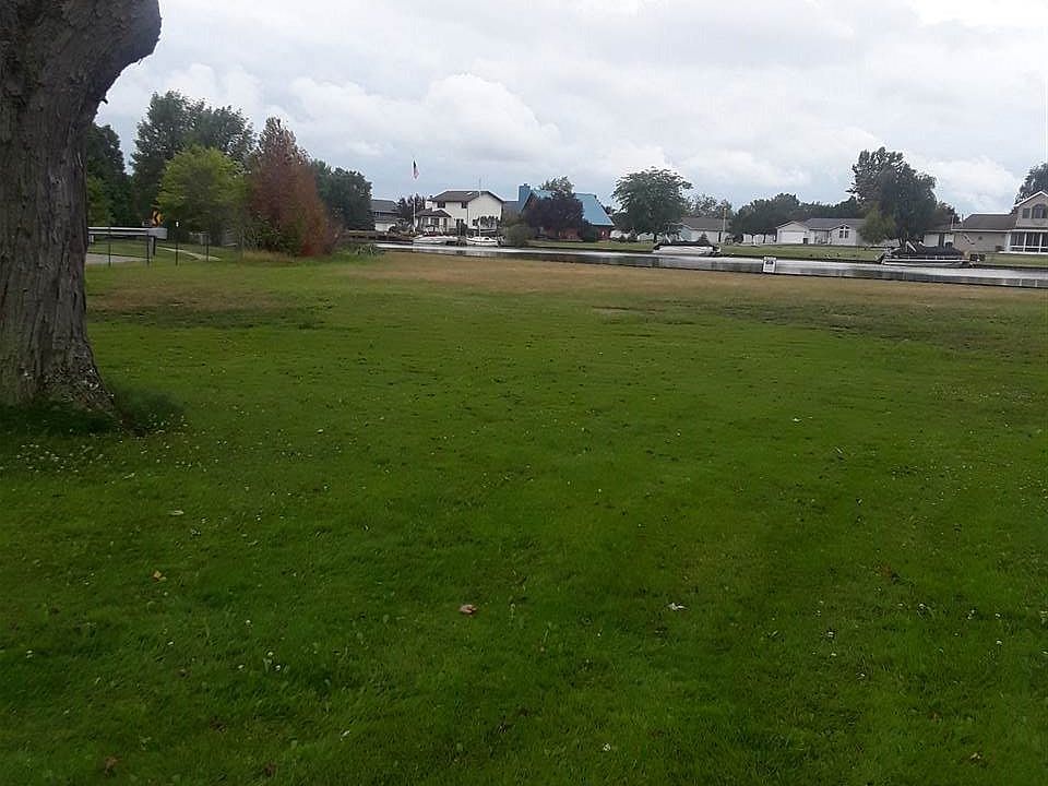 1st image of N/a Riverside Dr