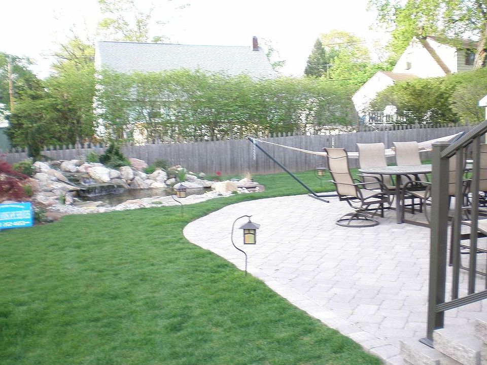1st image of 347 Luhmann Dr