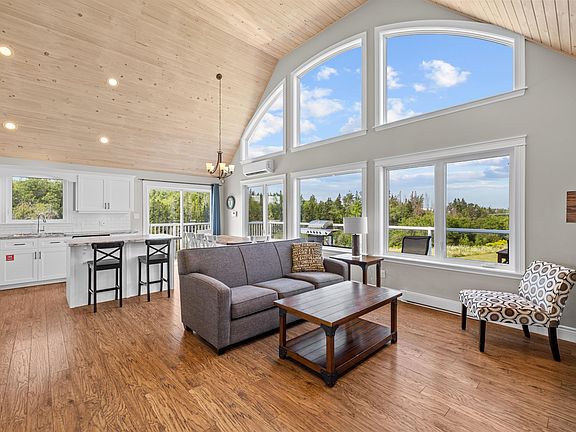 5th image of 91 Briar Rd