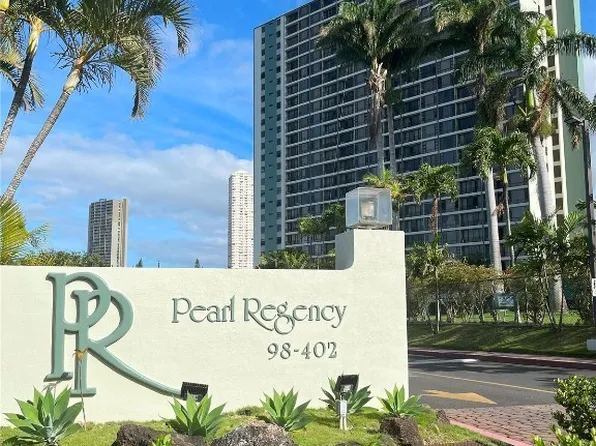98-402 Koauka Loop APT 612, Aiea, HI 96701