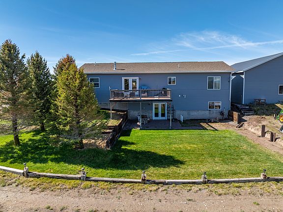 5th image of 40 Prairie Breeze Rd
