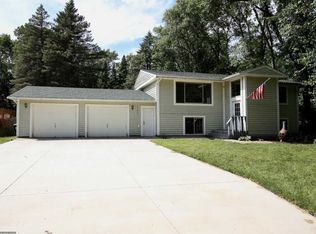 11609 Utah Ave N, Champlin, MN 55316