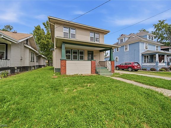 2nd image of 1009 Pardee Ave