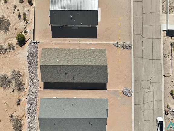 4th image of 106 Inca St