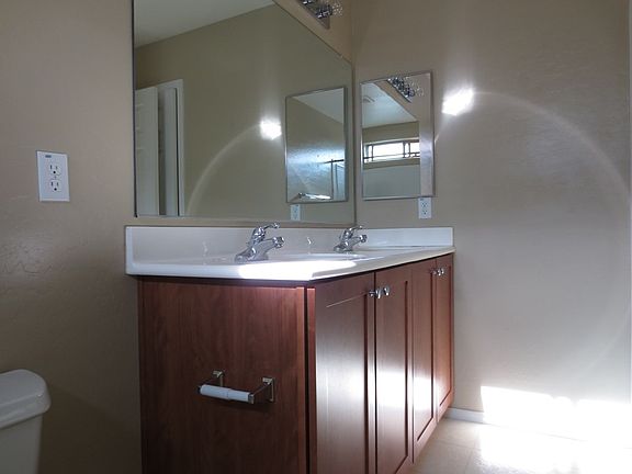 4th image of 16457 W El Cortez Pl