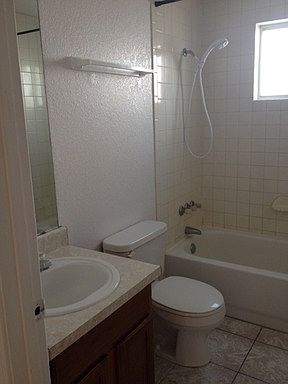4th image of 2349 E Idaho Ave