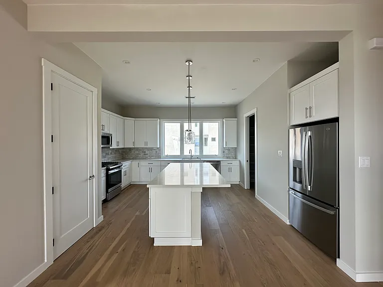 Kitchen - Island view