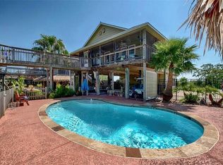 1226 Edwards Dr, San Leon, TX 77539