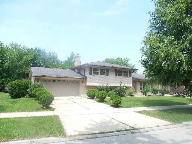 1st image of 632 N Cherry Dr