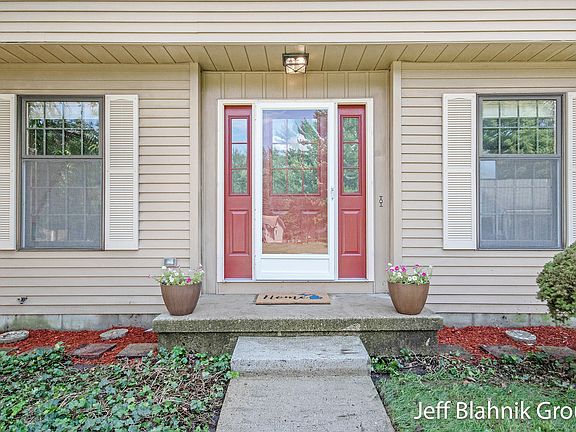 4th image of 4174 Imperial Dr NW