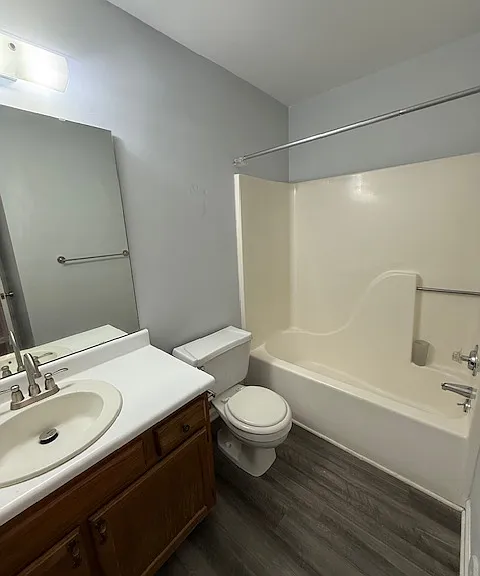 729 Shelby Dr #B — Photo 9