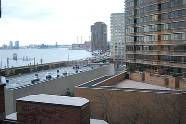 Rented by Luxury Habitat