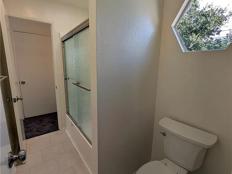 529 E Colorado Blvd #D — Photo 33