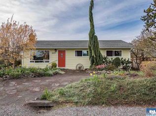 409 W Fir St, Sequim, WA 98382
