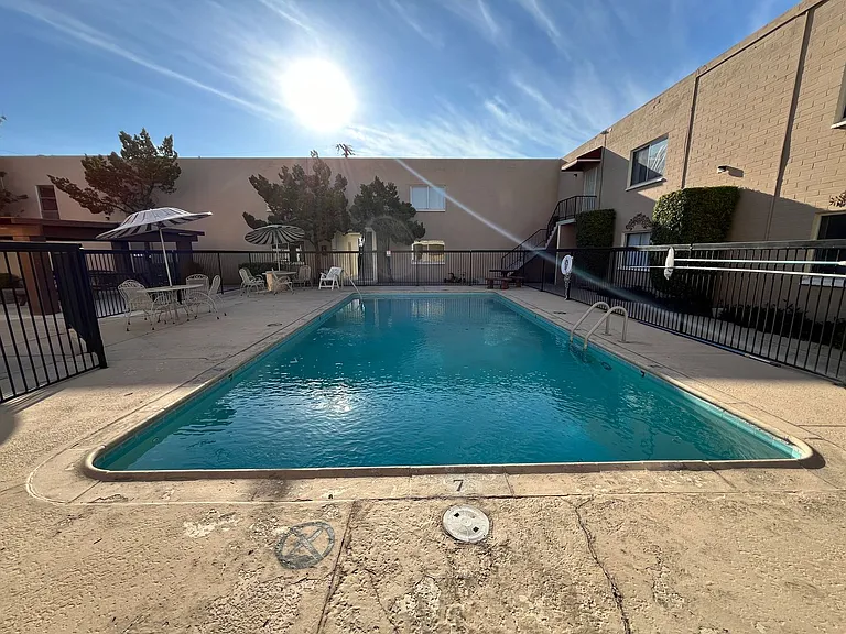 Catalina View Apartments — Photo 46