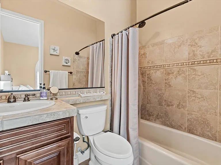 4053 E Thunderheart Ct — Photo 36