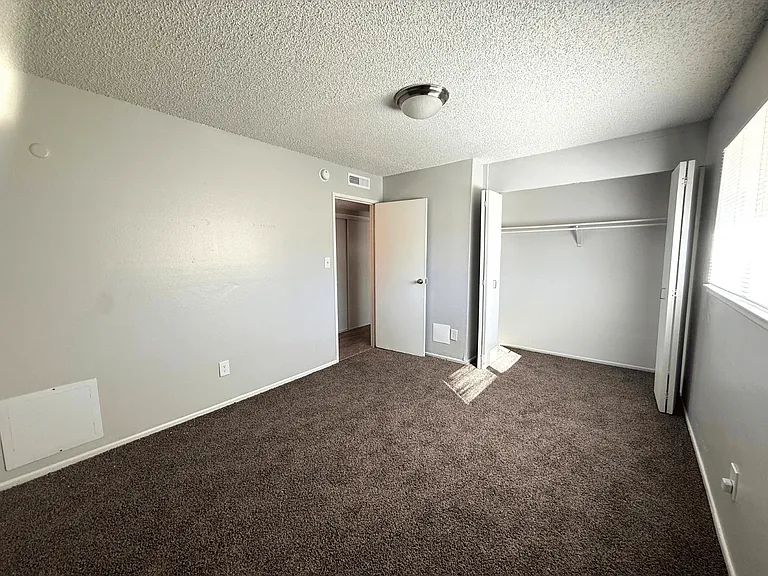 Mountain Terrace Apartments — Photo 5
