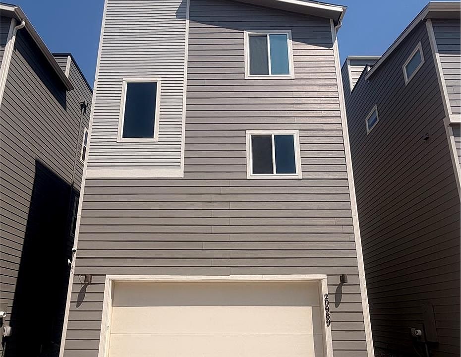 2nd image of 20989 E Quincy Drive