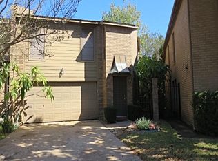 5605 Innsbruck St, Bellaire, TX 77401