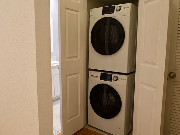 3rd image of 3311 Blackburn St APT 113