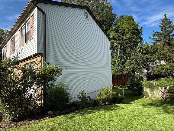3rd image of 6221 Garretson St