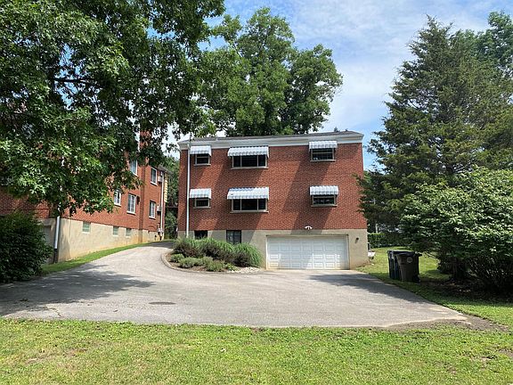 2nd image of 6241 Benneville St Floor 2