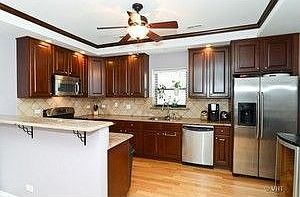 3rd image of 857 W Ainslie St APT 1W