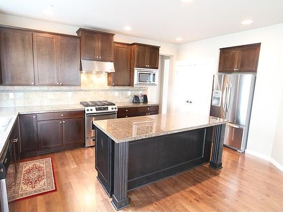 2nd image of 11058 183rd Pl NE