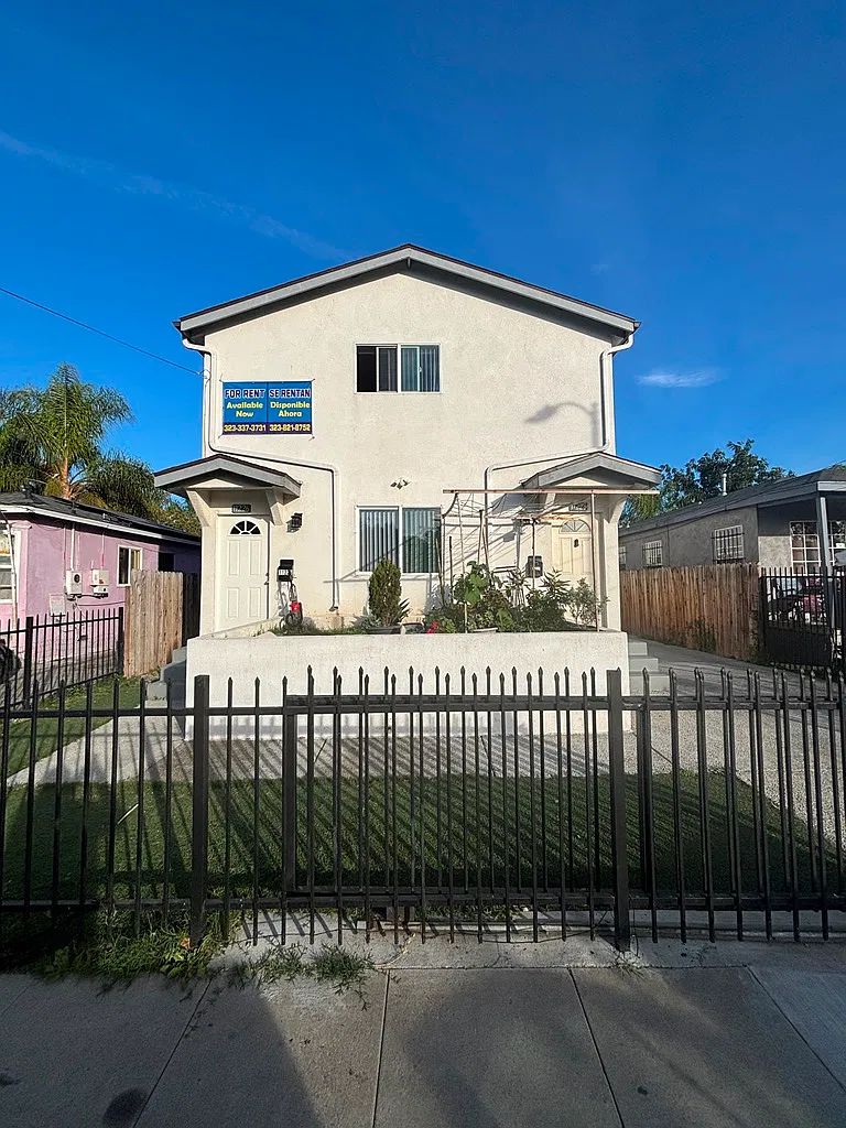 5 bed, 1994 sqft, $4,200 — Photo 1