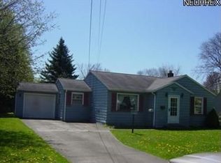 2367 Parkway Dr, Poland, OH 44514