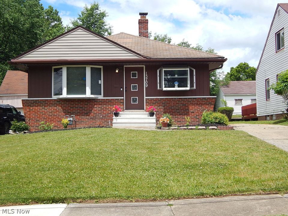 1st image of 13709 Dressler Ave